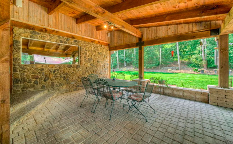 PHOTOS A must see house for sale in Maiden Rock Business