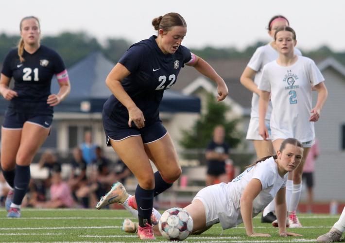 Late goal gives River Falls share of Big Rivers Conference title ...