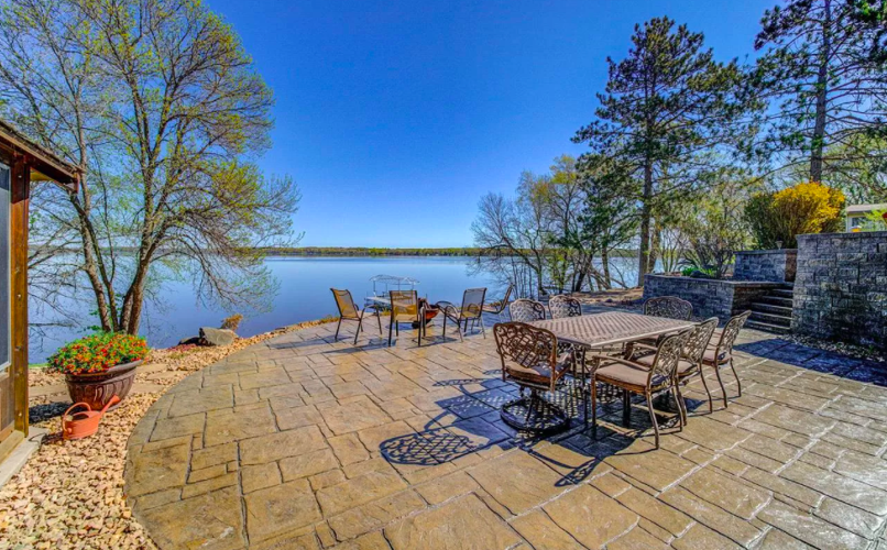 PHOTOS Home on Cedar Lake for sale Business