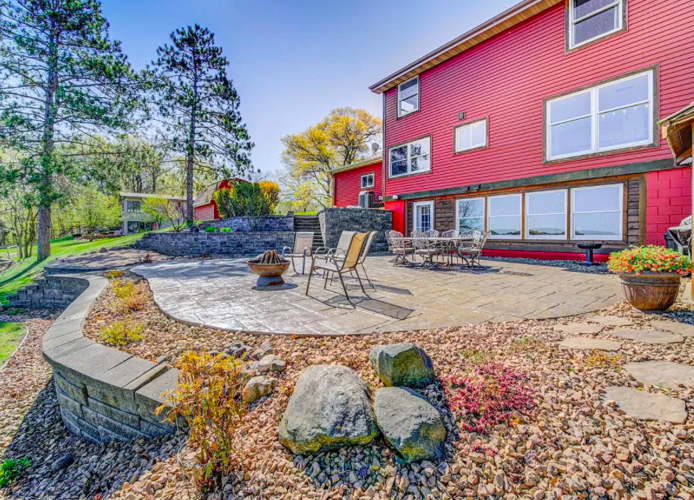 PHOTOS Home on Cedar Lake for sale Business