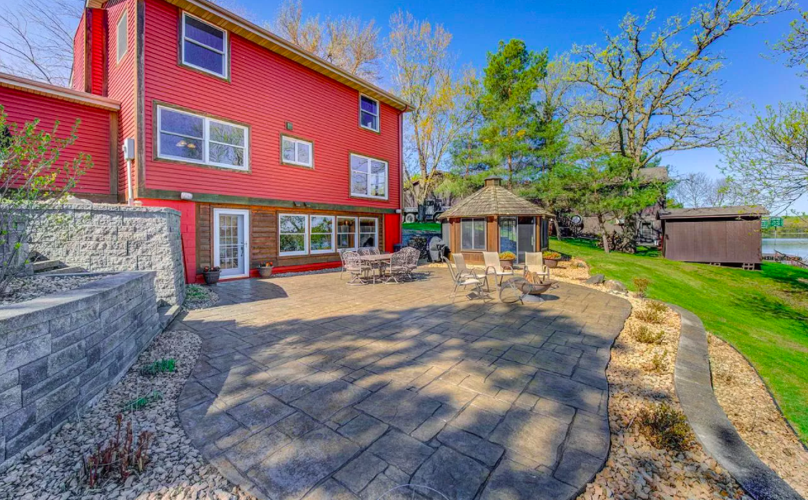 PHOTOS Home on Cedar Lake for sale Business