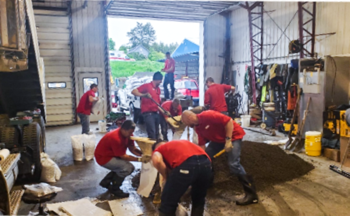 Cottonwood inmates help with flood control News