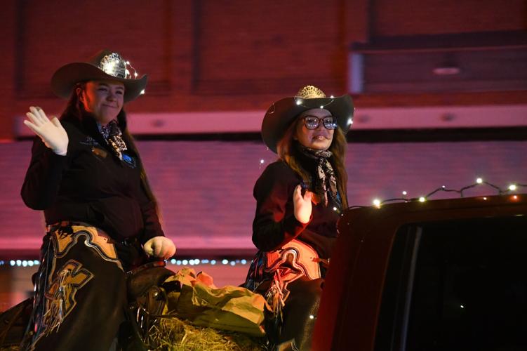 Cottonwood Lighted Christmas Parade Community