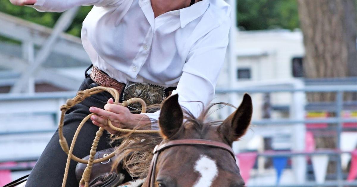 Border Days Rodeo Holes crowned queen, Chmelik princess of Border Days Rodeo | Community ...