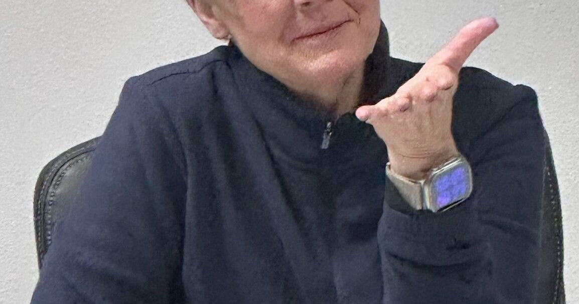 Amanda Bush at meeting photo
