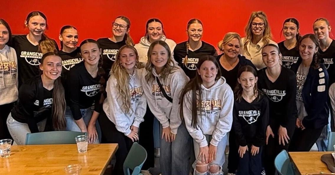 It's Your Business: EMTs fundraising for AEDs; Cottonwood clinic open Saturdays