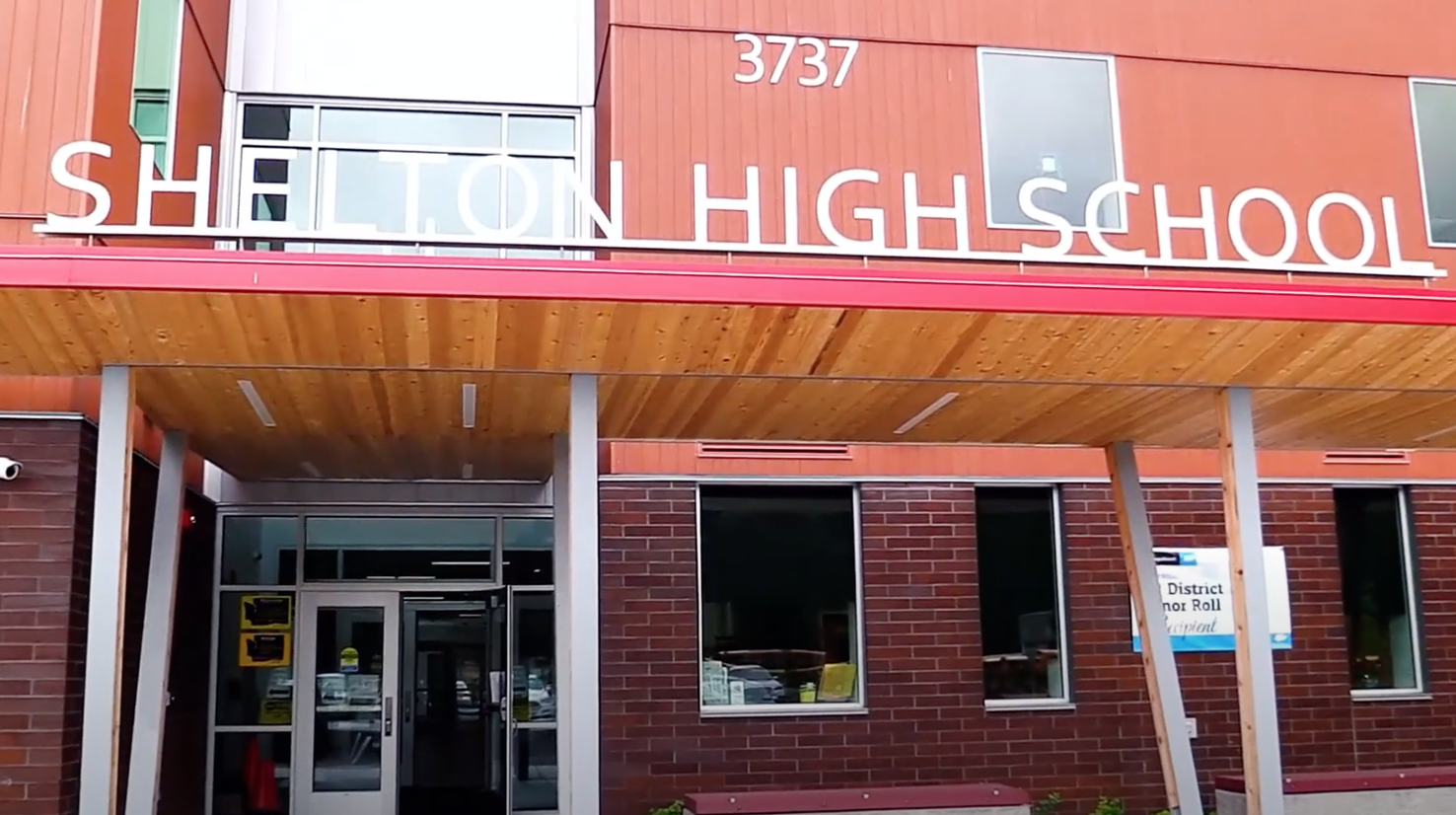 Investigation clears Shelton High School teacher of allegations pic