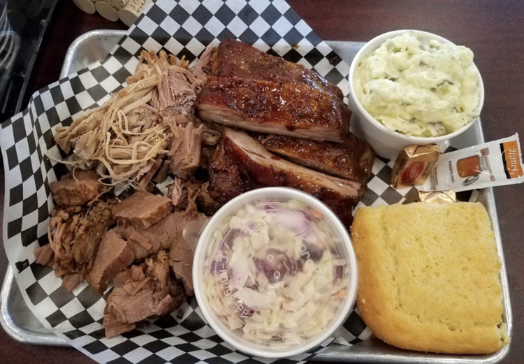 After one year of business, Mike's BBQ restaurant in Quincy closes