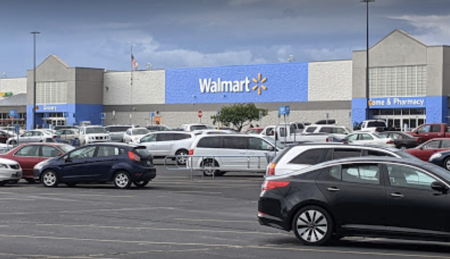 Woman buys scratch ticket at Ephrata Walmart, wins 500,000;