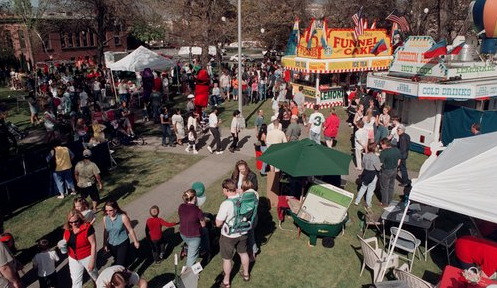 Traffic Advisory From Wpd For Washington State Apple Blossom Festival Weekends Wenatchee Ifiberone Com