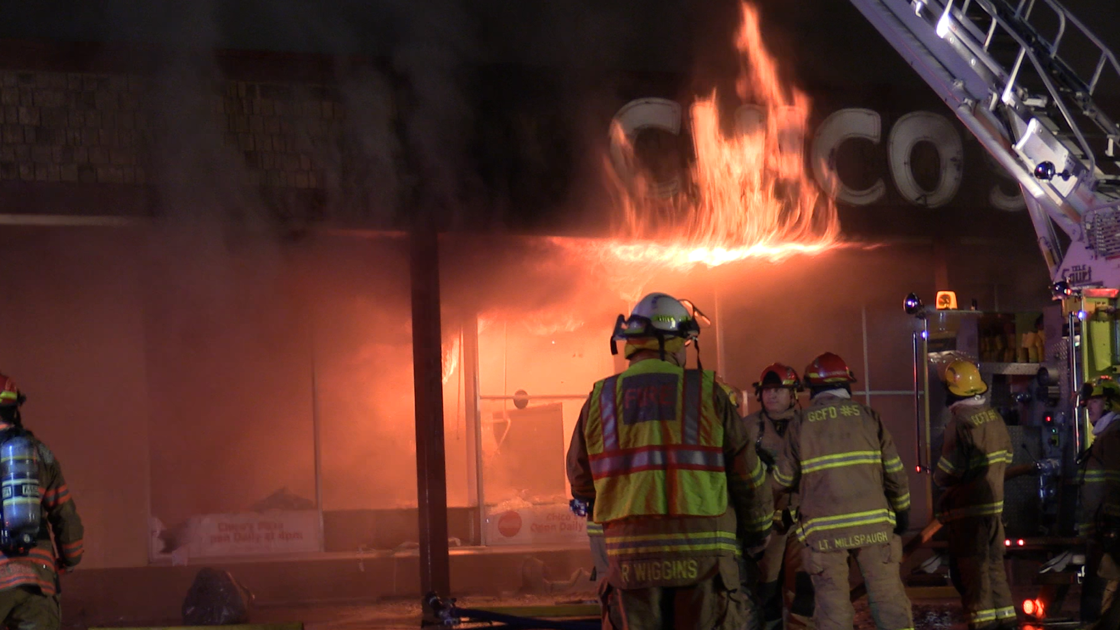 Fire causes extensive damage to Chico's Pizza restaurant ...