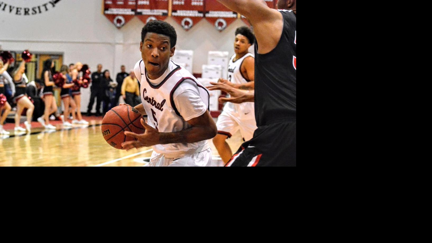 Central Washington Men S And Women S Basketball Both Start Season