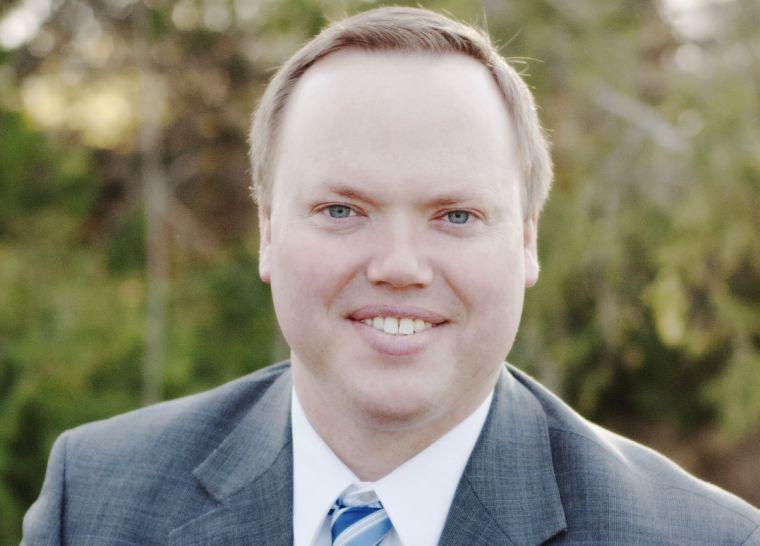 Tyson Hill announces bid to retain position as district court judge