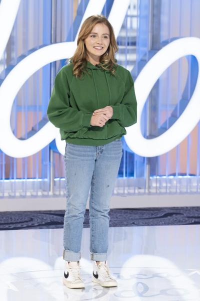 Emmy Russell, the granddaugther of late country star Loretta Lynn, received her ticket to Hollywood on“ American Idol.”.