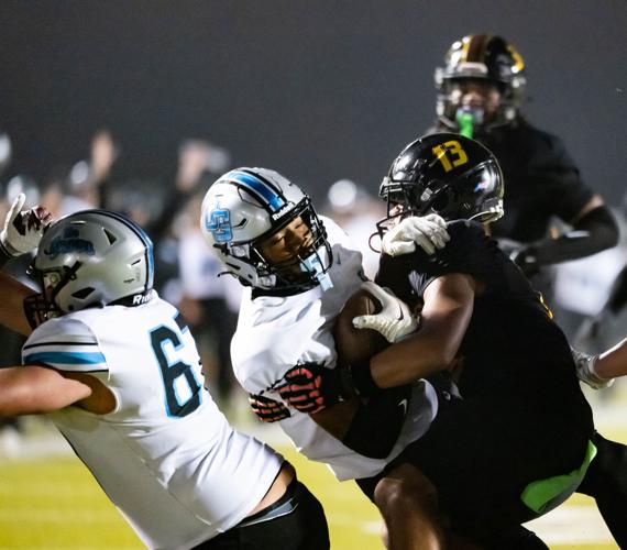 Bulldogs beat the Grizzlies in the third round of the 2025 NCHSAA Football Championship playoff game 41 - 33.