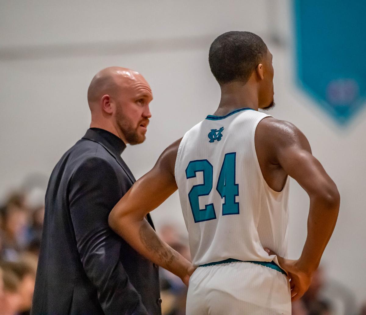 Cox Mill defeats Lake Norman 86-77.