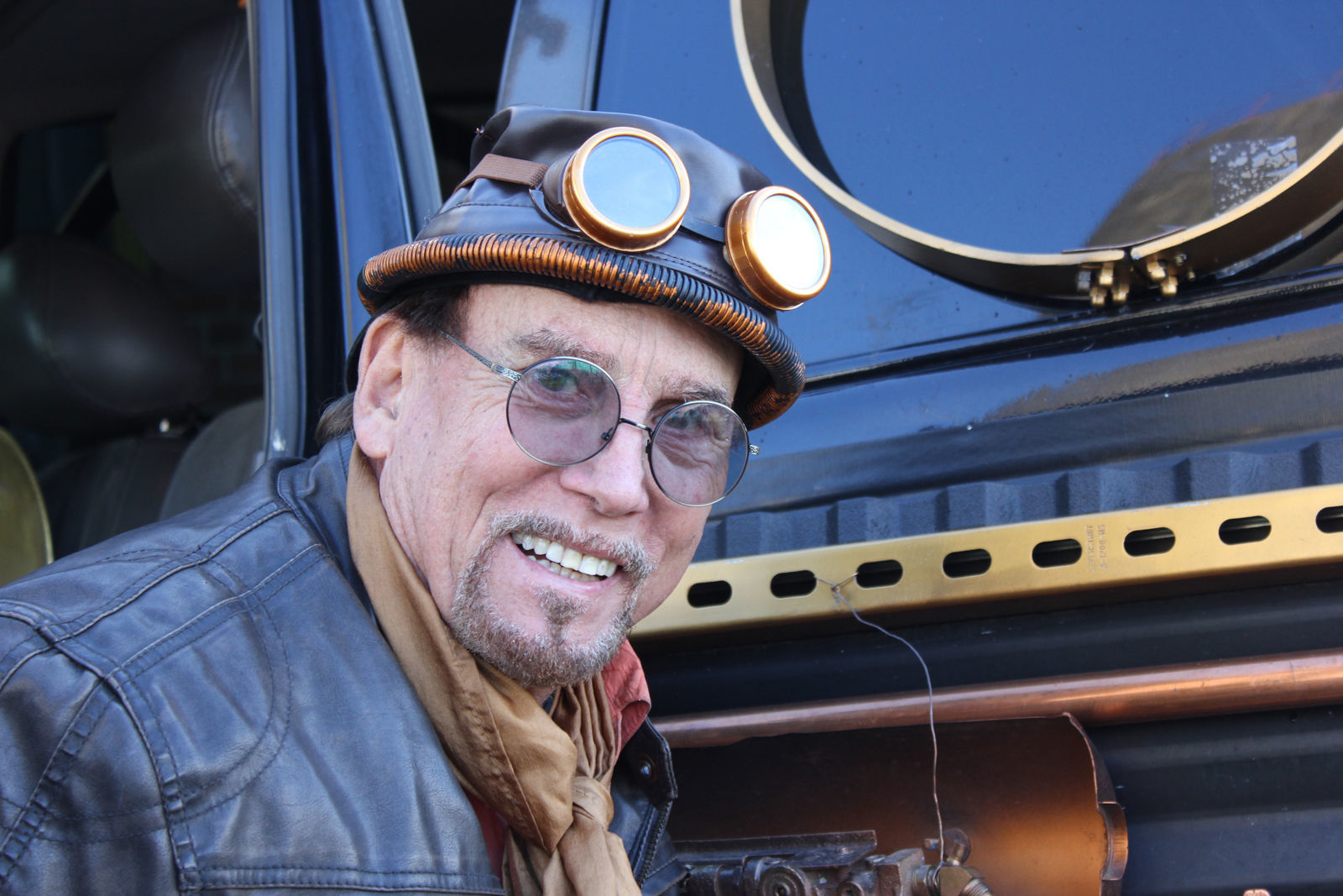 'God's Car:' Old Fort steampunk artist on the move through WNC