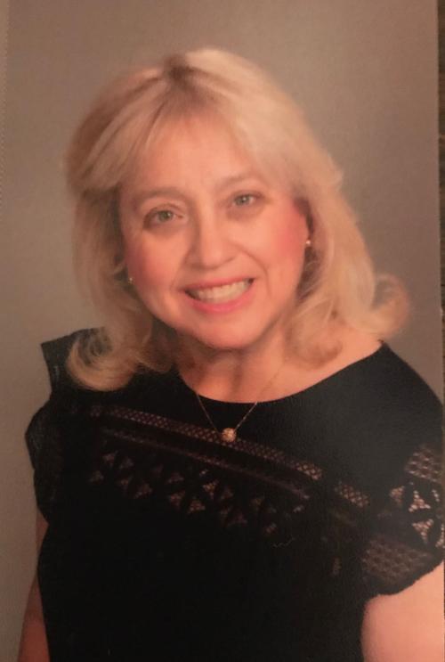 Robyn Lynne Benjamin