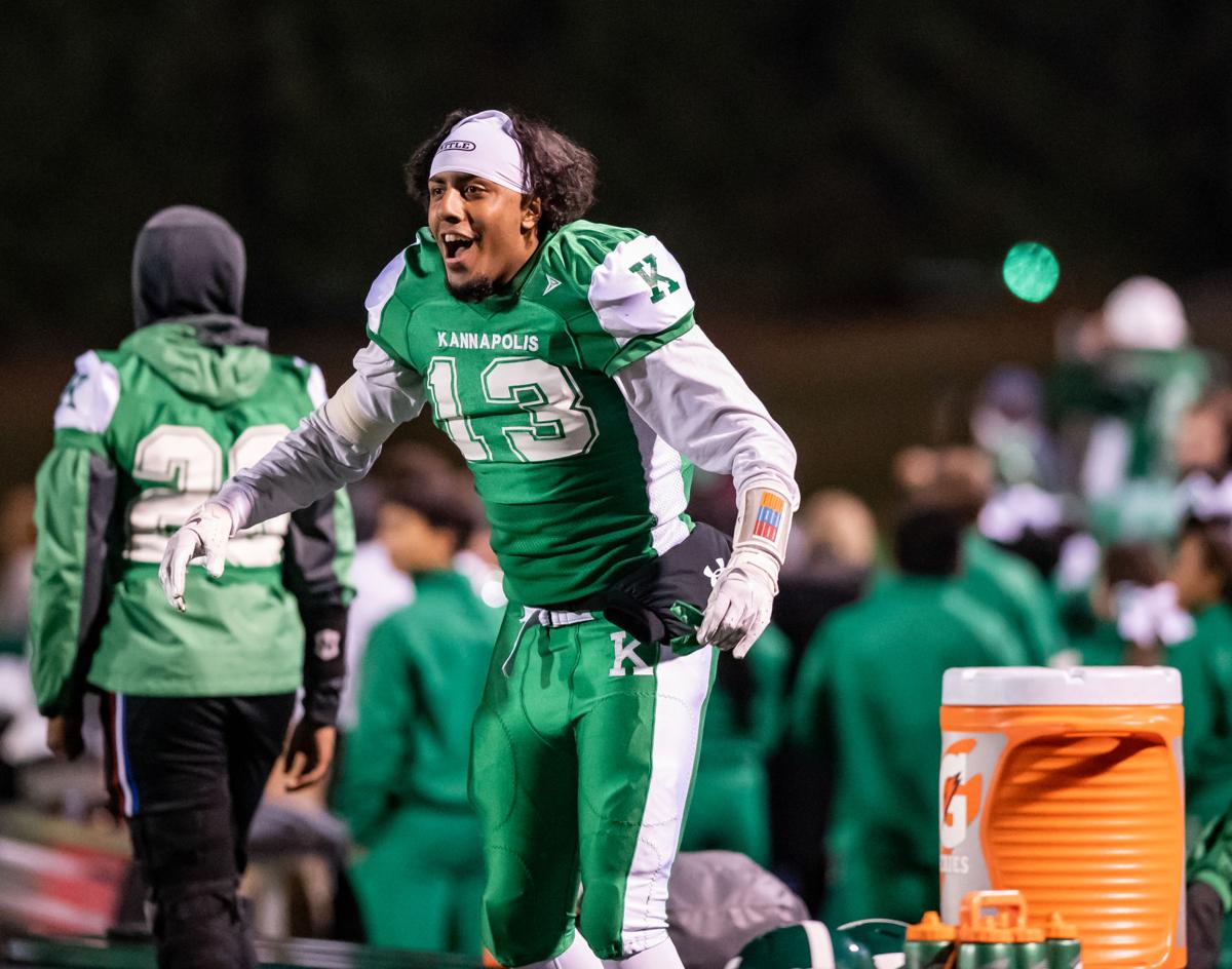 HIGH SCHOOL FOOTBALL Wonders win fifth straight Bell Game, even series