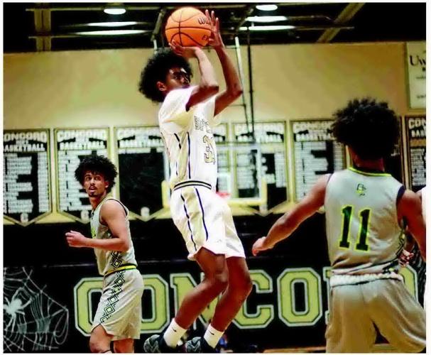 SPIDERS BATTLE BACK TO WIN