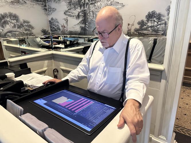 US-NEWS-STATES-BLACKMARKET-RESERVATIONS-MCT