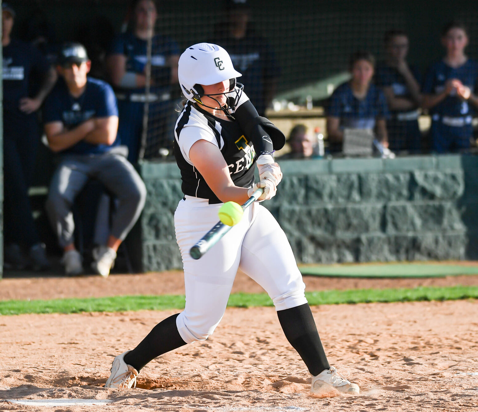 060725-cit-sports-softballphoto