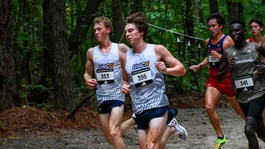 Men's Cross Country Opens Season in Sixth at the adidas Cross Country Challenge