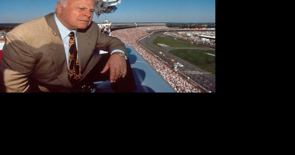 NASCAR pioneer, Charlotte Motor Speedway founder Bruton Smith passes - Vimarsana News