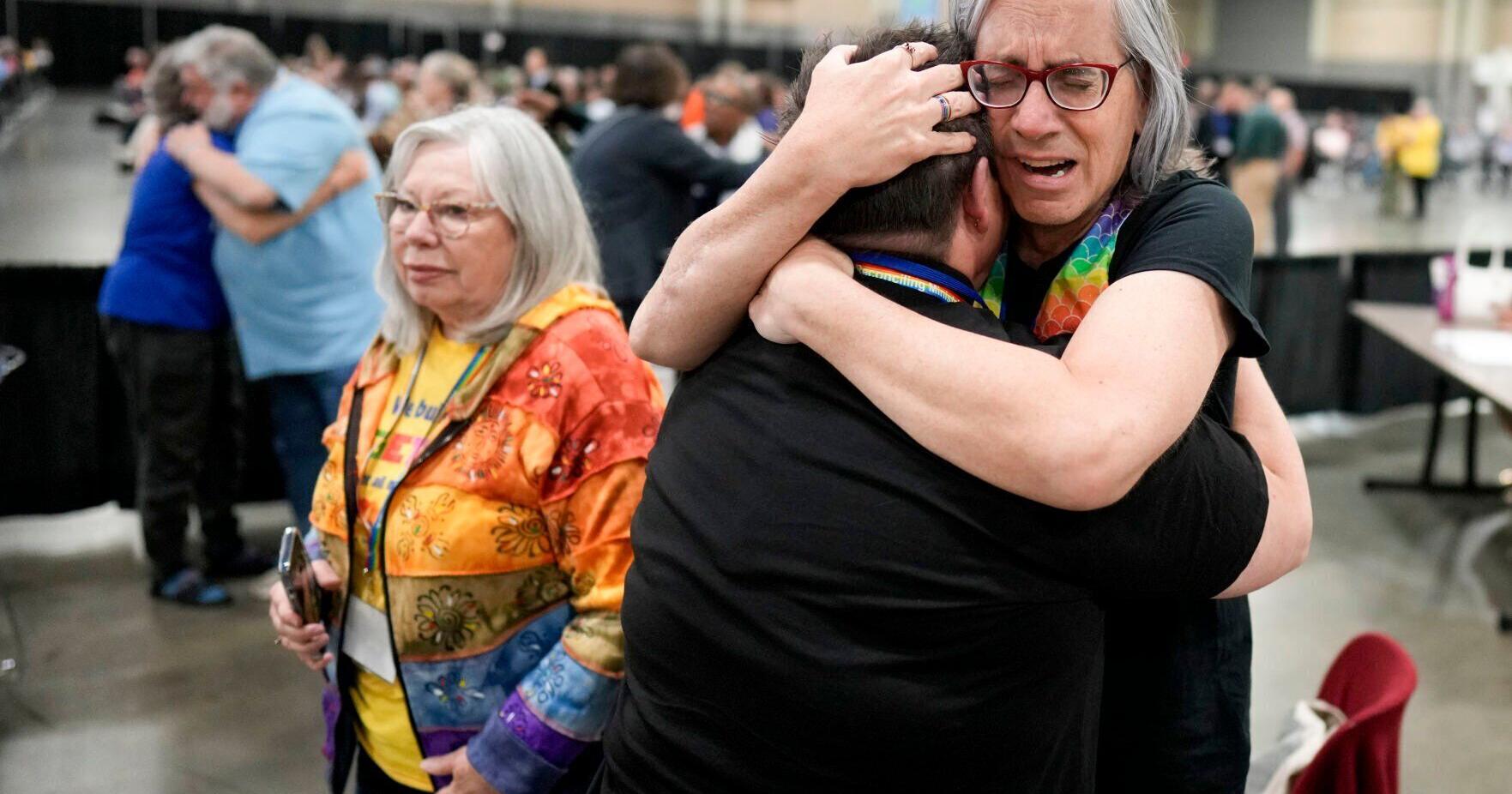 United Methodists repeal longstanding ban on LGBTQ clergy - Vimarsana News