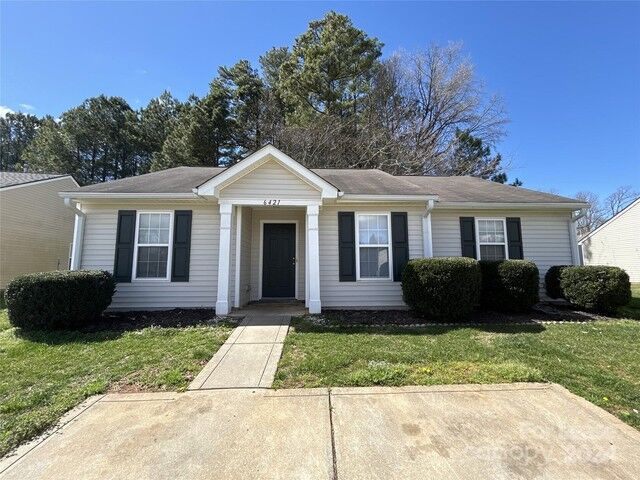 3 Bedroom Home in Charlotte - $1,450