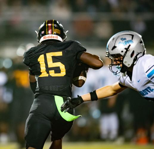 Bulldogs beat the Grizzlies in the third round of the 2025 NCHSAA Football Championship playoff game 41 - 33.