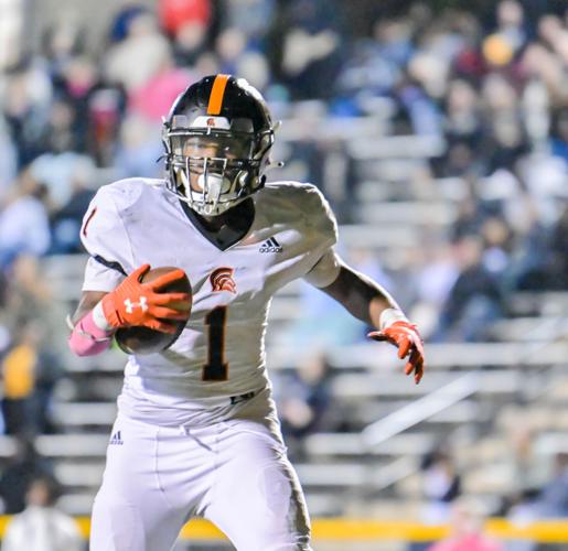 The Spiders suffer a heartbreaking 26-22 loss to the Trojans