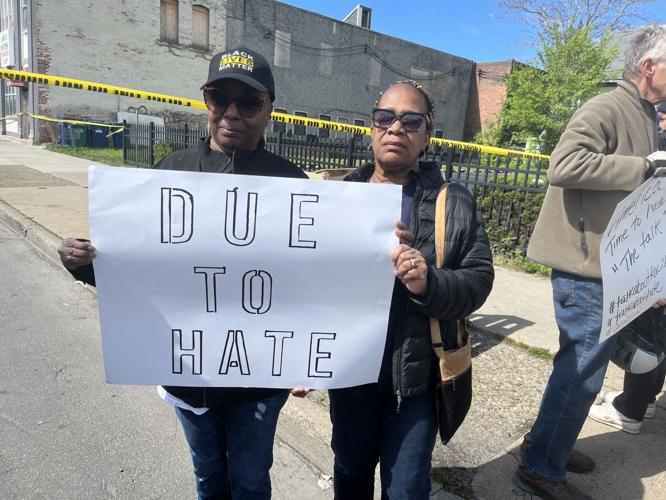 Sisters Antoinette Ofield and Linda Theogene