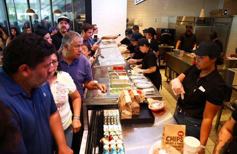 MEXICO-CHIPOTLE/ALSEA