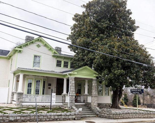 Magnolia House