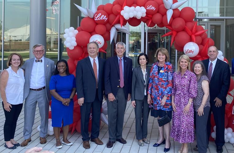 Rosa Manso with Cabarrus leaders