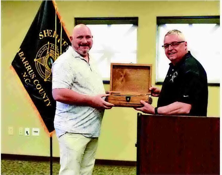 Sheriff's lieutenant retires after 28 years of service