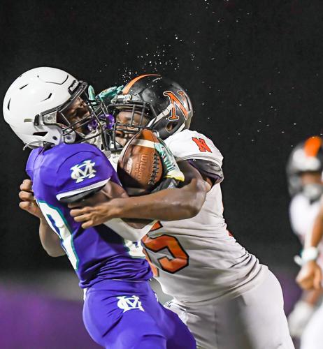 The Chargers defeated the Trojans 35-9.