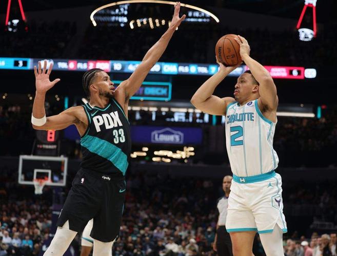 SPORTS-THESE-CHARLOTTE-HORNETS-ARE-SURGING-3-CH.jpg