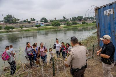 US-NEWS-BIDEN-ASYLUM-GET