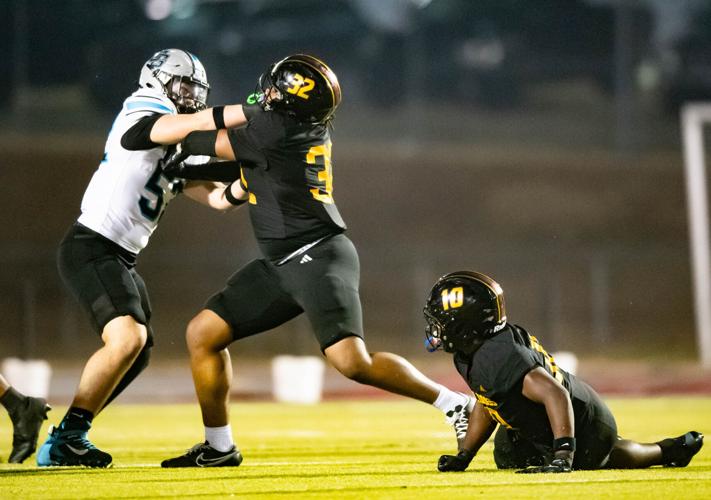 Bulldogs beat the Grizzlies in the third round of the 2025 NCHSAA Football Championship playoff game 41 - 33.