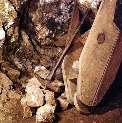 reed gold mine.JPG
