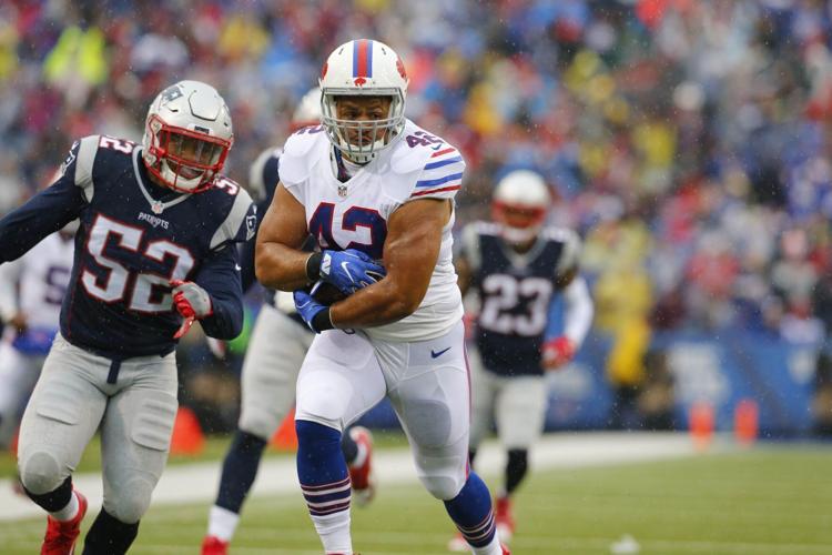 SPORTS PATRIOTS AT BILLS