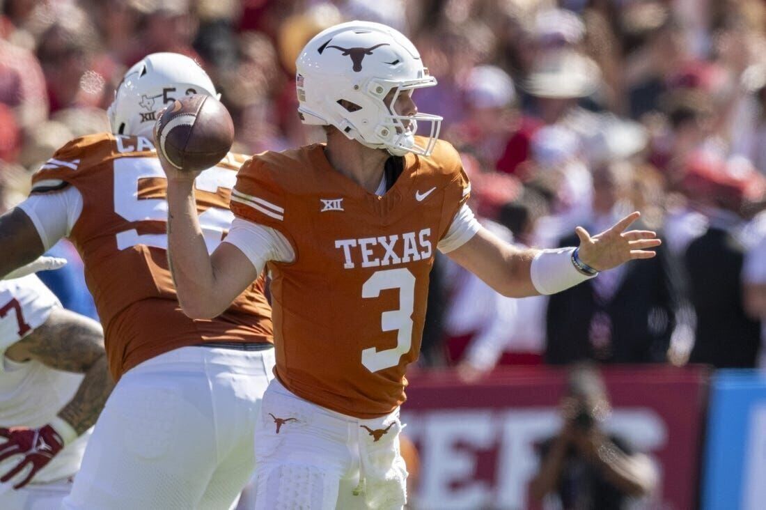 Texas Longhorns Make a Dramatic Uniform Change for First Time in