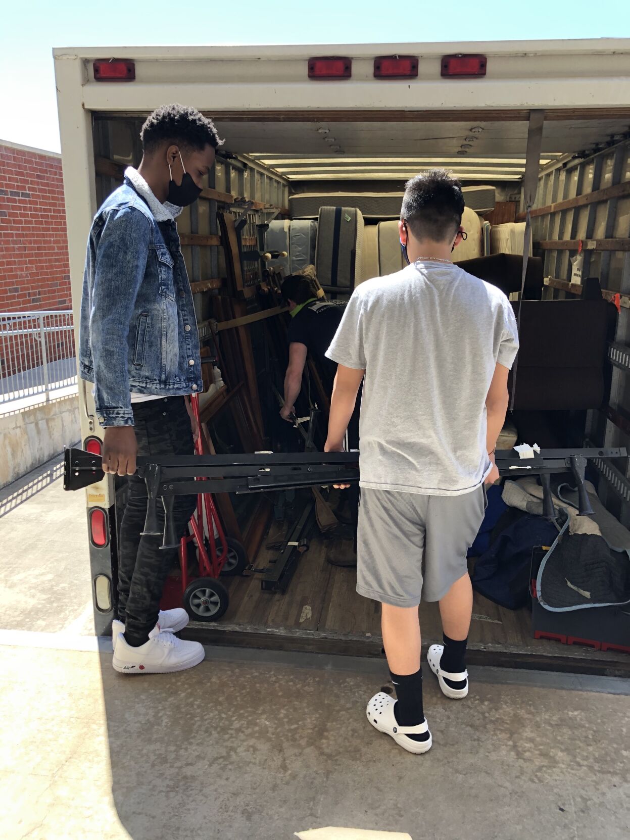 F7867B73-B5E2-49B0-BABC-92785C74E436 copy.jpg