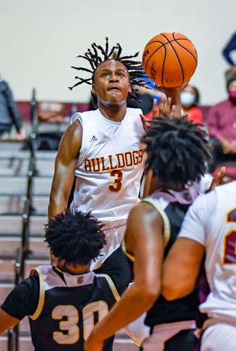 The Bulldogs defeated the Spiders.