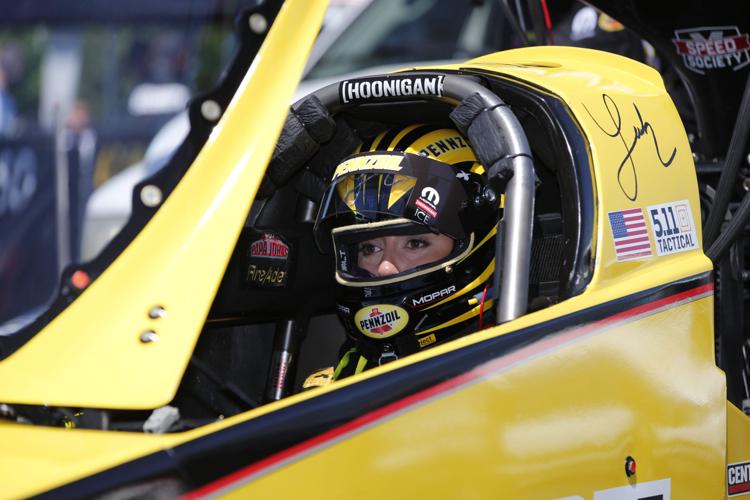 It's Sunday final eliminations at the 2018 NHRA 4-Wide Nationals!