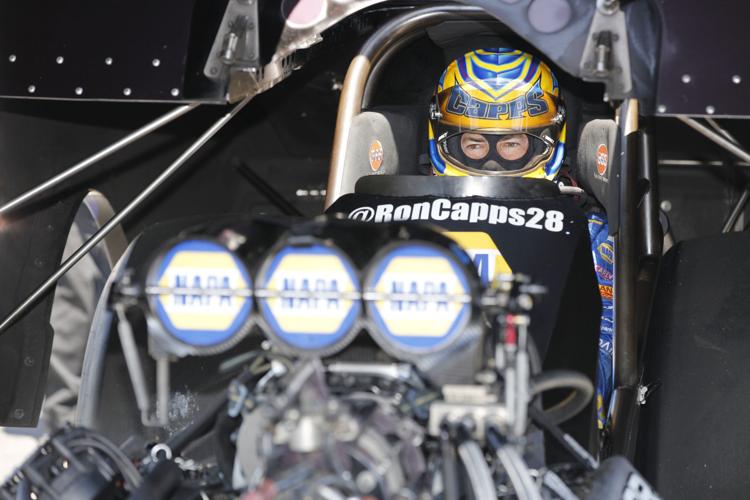 It's Sunday final eliminations at the 2018 NHRA 4-Wide Nationals!