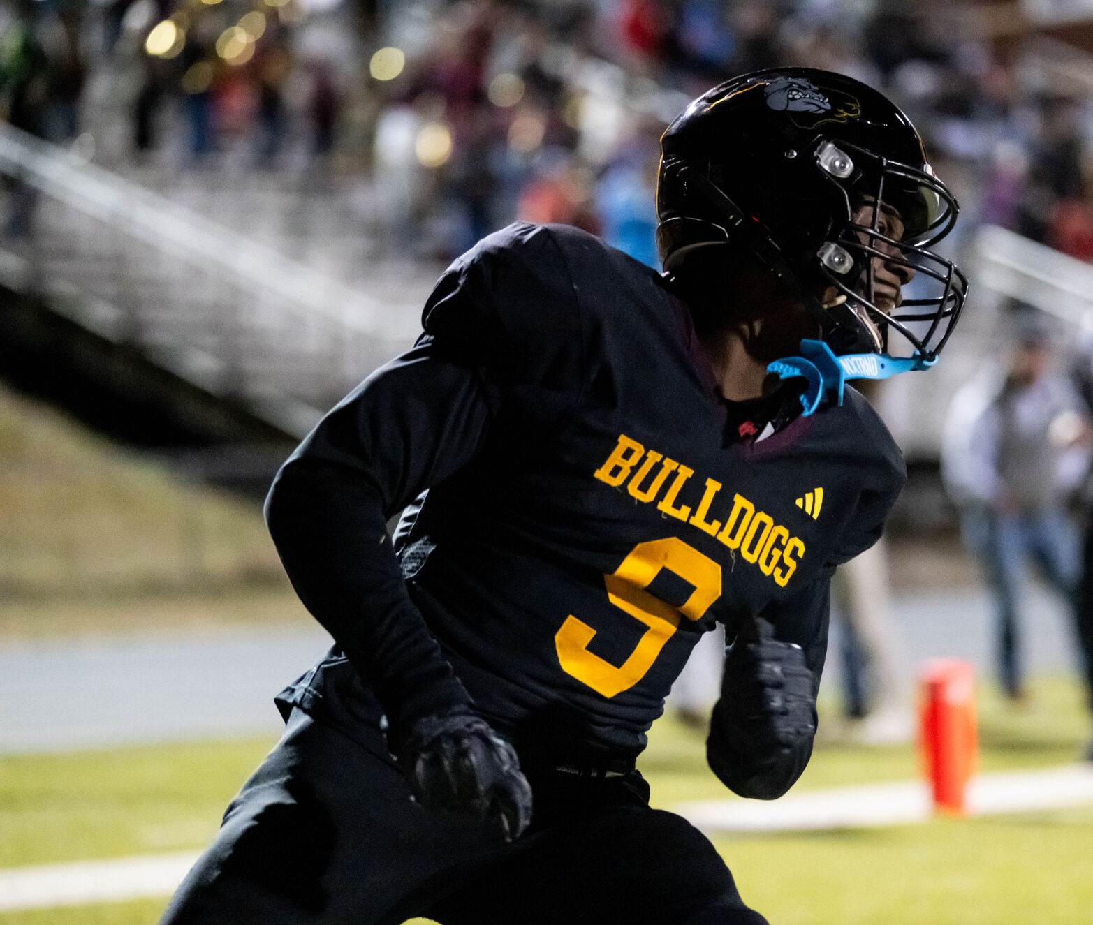 The Red Tornados ended the Bulldogs winning streak in the fourth round of the 2025 NCHSAA Football Championship playoff game 36 - 29.