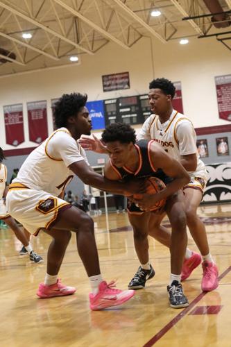 Robinson over Salisbury